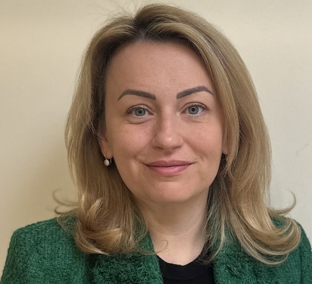 Dr. Corina Danciu