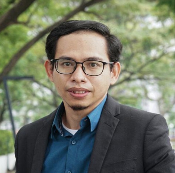 Dr. Wahyudi David